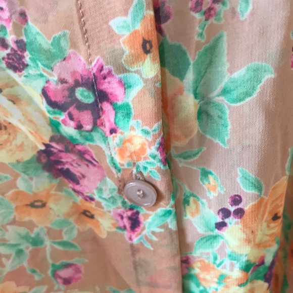 Lush top - Picture 6 of 6